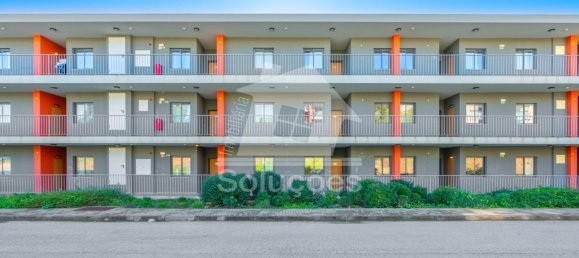 Apartamento de 3 dormitorios en Mexilhoeira Grande, Portugal No. 153695 40