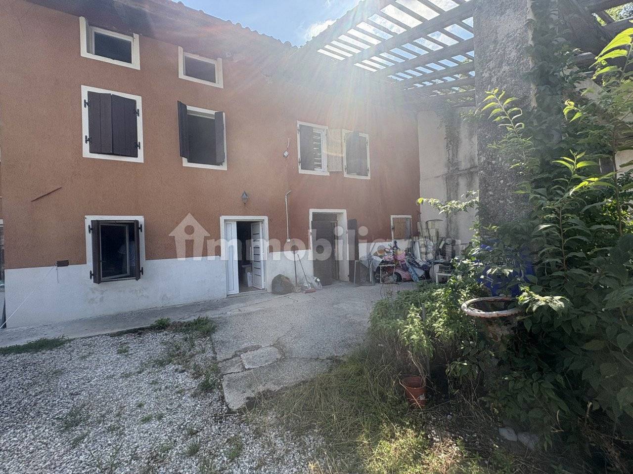 3 bedrooms House in Udine, Italy No. 271152