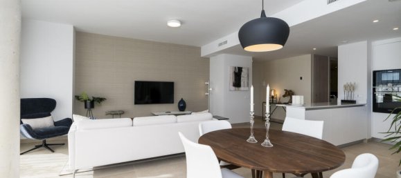 3 bedrooms Apartment in Marbella, Spain No. 90614 4