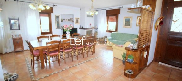 5 bedrooms Villa in Susegana, Italy No. 103065 6