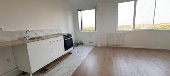 Apartamento de 1 dormitorio en Saint-Denis, France No. 363974 2