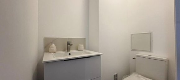 Apartamento de 1 dormitorio en Saint-Denis, France No. 363974 5