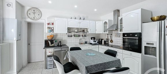 3 chambres Maison à Romorantin-Lanthenay, France No. 51910 5