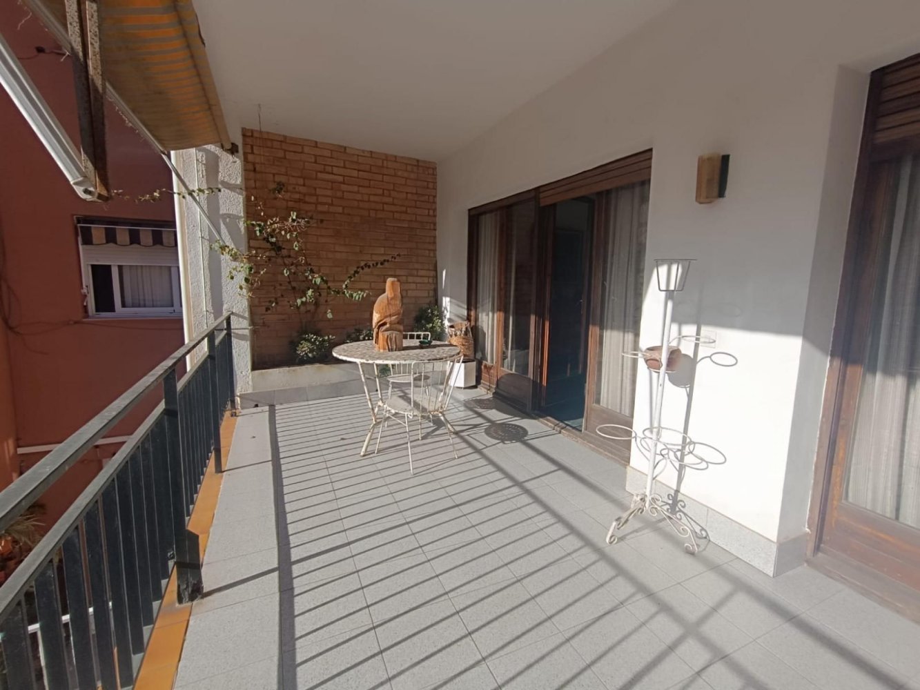 5 bedrooms Apartment in Cornella De Llobregat, Spain No. 18840