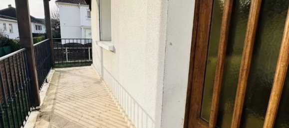 4 Schlafzimmer Haus in Sainte-Savine, France, Nr. 71708 9