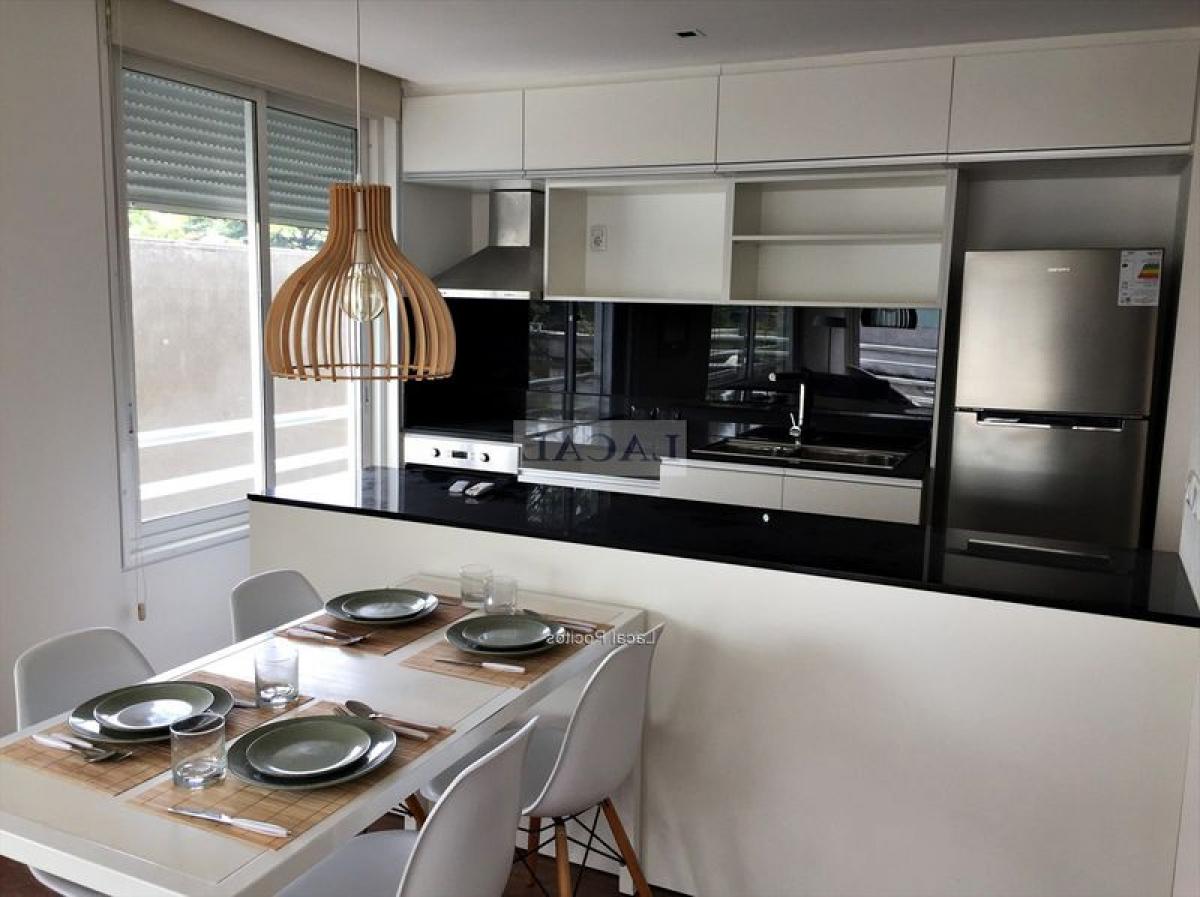 2 bedrooms Apartment in Montevideo, Uruguay No. 2772