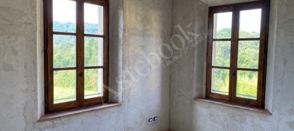 Apartamento de 3 habitaciónes en La Valletta Brianza, Italy No. 8082 12