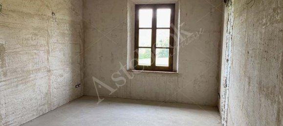 Apartamento de 3 habitaciónes en La Valletta Brianza, Italy No. 8082 9