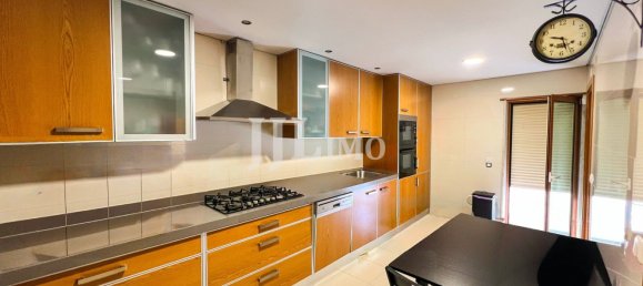 3 bedrooms Apartment in Oeiras, Portugal No. 177243 9