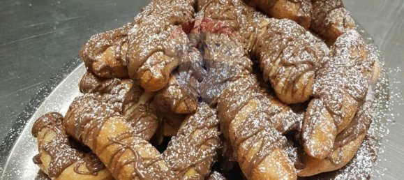 Коммерческая недвижимость с 3 комнатами в Патерно, Италия № 57501 6