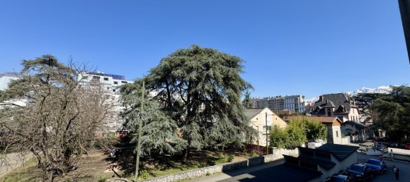 2 bedrooms Apartment in Grenoble, France No. 190490 6