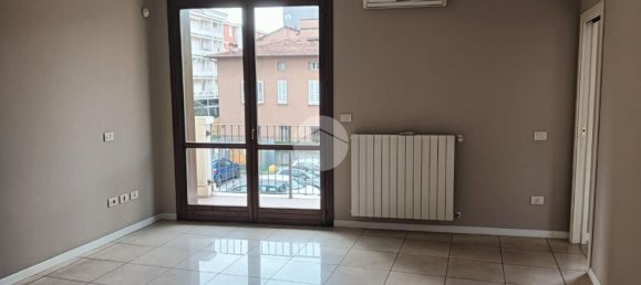 Apartamento de 3 habitaciónes en Brescia, Italy No. 235009 8