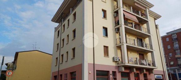 Apartamento de 3 habitaciónes en Brescia, Italy No. 235009 5