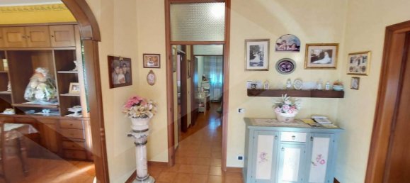 Квартира с 3 комнатами в Фьорано Моденесе, Италия № 24736 3