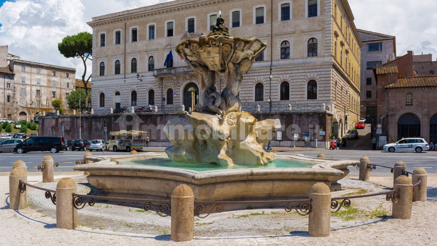 5 rooms Hotel in Rome, Italy No. 396947