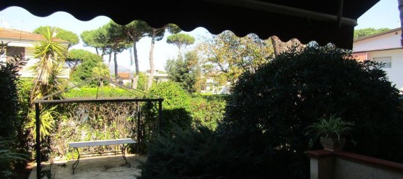 3 rooms Apartment in Camaiore, Italy No. 227382 12