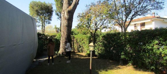 3 rooms Apartment in Camaiore, Italy No. 227382 9