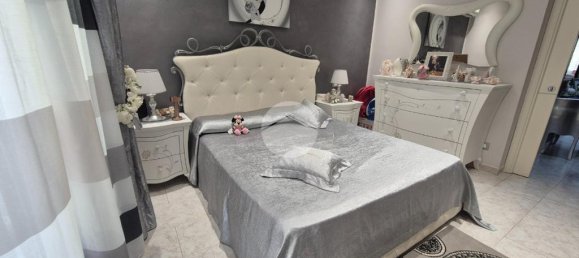 2 bedrooms Apartment in Palermo, Italy No. 347383 2