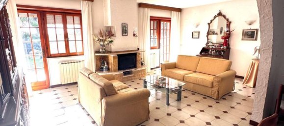 Вилла с 5 комнатами в Террачина, Италия № 91188 6