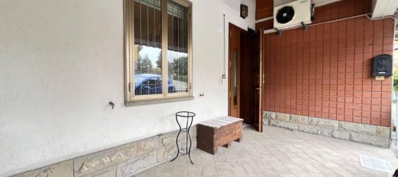 4-Zimmer Villa in Monte San Pietro, Italy, Nr. 36270 5