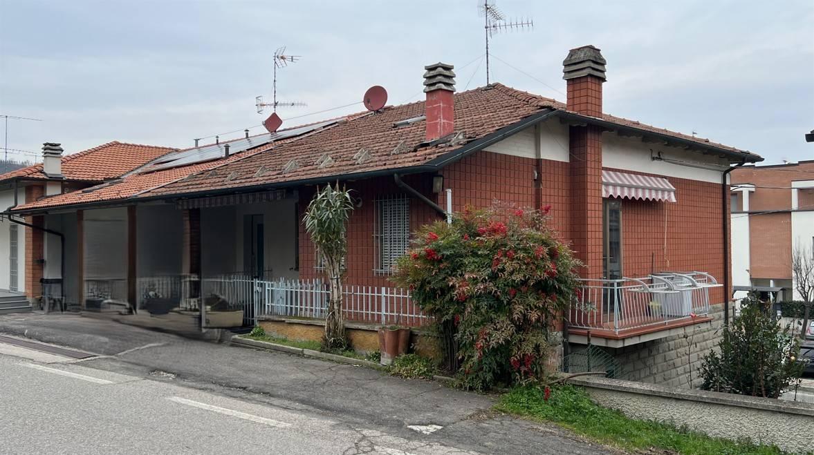 4-Zimmer Villa in Monte San Pietro, Italy, Nr. 36270