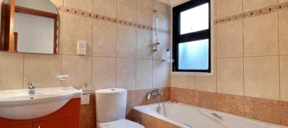 4 Schlafzimmer Haus in Pyla, Cyprus, Nr. 6533 9