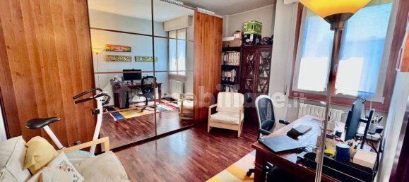 2 bedrooms Apartment in Milan, Italy No. 337503 16