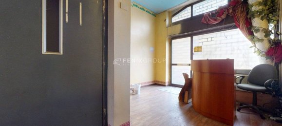 5 rooms Commercial property in Milan, Italy No. 249330 4