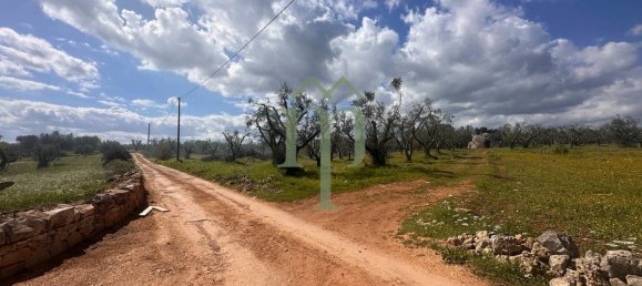 Дом с 1 спальней в Каровиньо, Италия № 199339 34