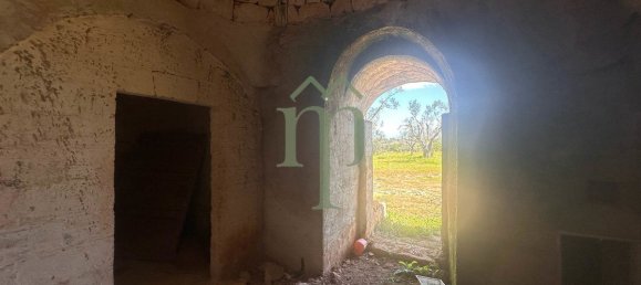 Дом с 1 спальней в Каровиньо, Италия № 199339 15