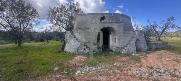 Дом с 1 спальней в Каровиньо, Италия № 199339 23