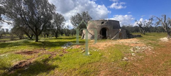 Дом с 1 спальней в Каровиньо, Италия № 199339 4