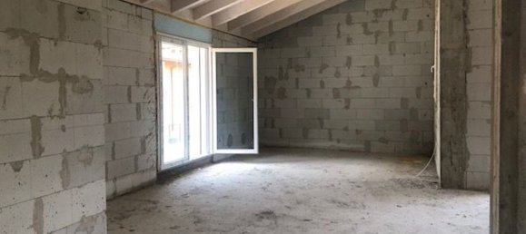 4-Zimmer Villa in Lavena Ponte Tresa, Italy, Nr. 283246 13