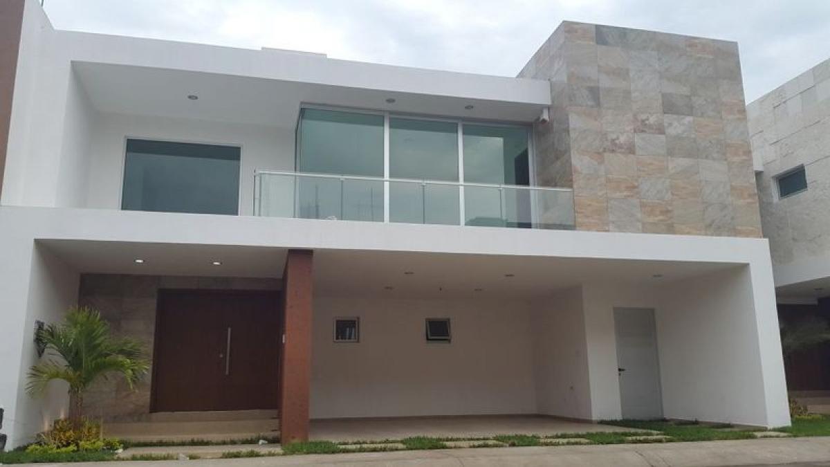 3 bedrooms House in Tijuana, Mexico No. 154691