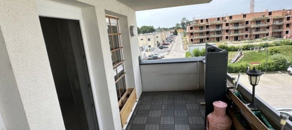 2-salle Appartement à Ebreichsdorf, Austria No. 162635 4