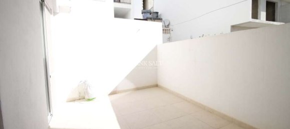 2 bedrooms Apartment in Swatar, Malta No. 3791 9