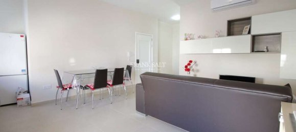 2 bedrooms Apartment in Swatar, Malta No. 3791 2