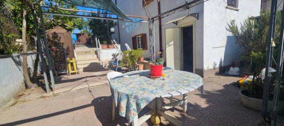 3 Schlafzimmer Villa in Anzio, Italy, Nr. 360332 7