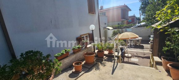 3 Schlafzimmer Villa in Anzio, Italy, Nr. 360332 4