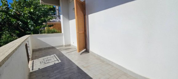 3 Schlafzimmer Villa in Anzio, Italy, Nr. 360332 19