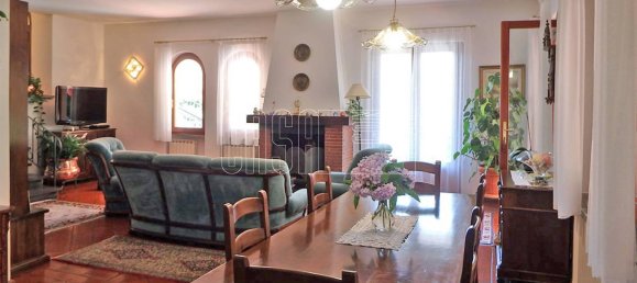 9 bedrooms House in Ameglia, Italy No. 107729 6