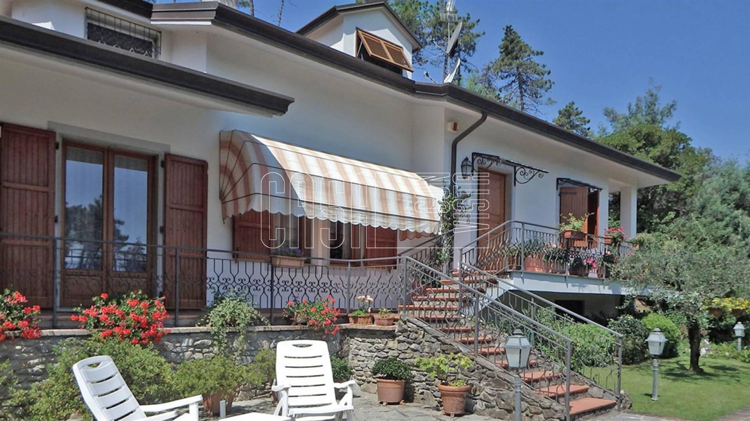 9 bedrooms House in Ameglia, Italy No. 107729