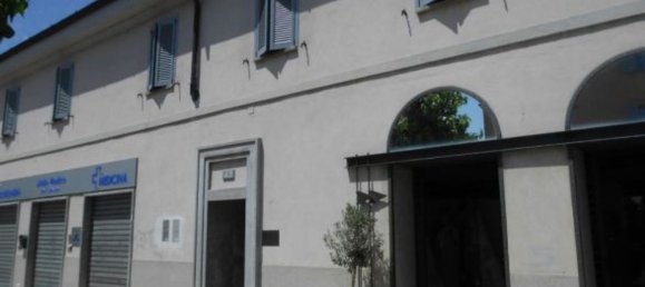 Квартира с 2 комнатами в Бареджо, Италия № 218938 5