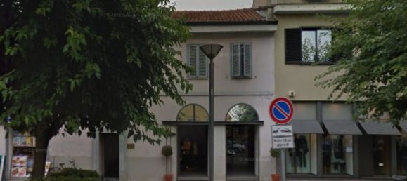 Квартира с 2 комнатами в Бареджо, Италия № 218938 8