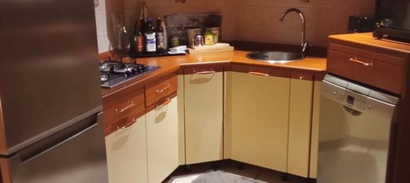 Квартира с 3 комнатами в Гаттинара, Италия № 257118 5