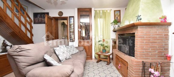 Casa de 2 dormitorios en Pietrasanta, Italy No. 161979 4