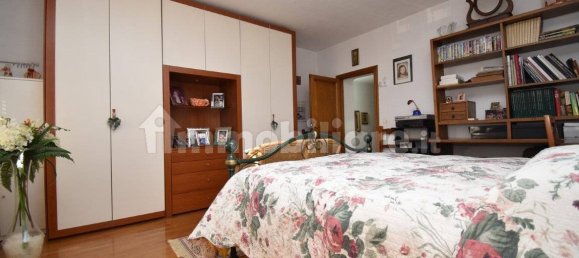 Casa de 2 dormitorios en Pietrasanta, Italy No. 161979 11