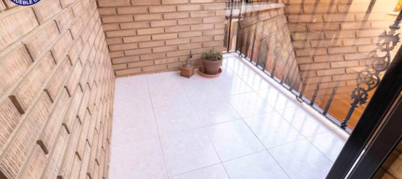 3 bedrooms Apartment in Torrent, Spain No. 141683 7