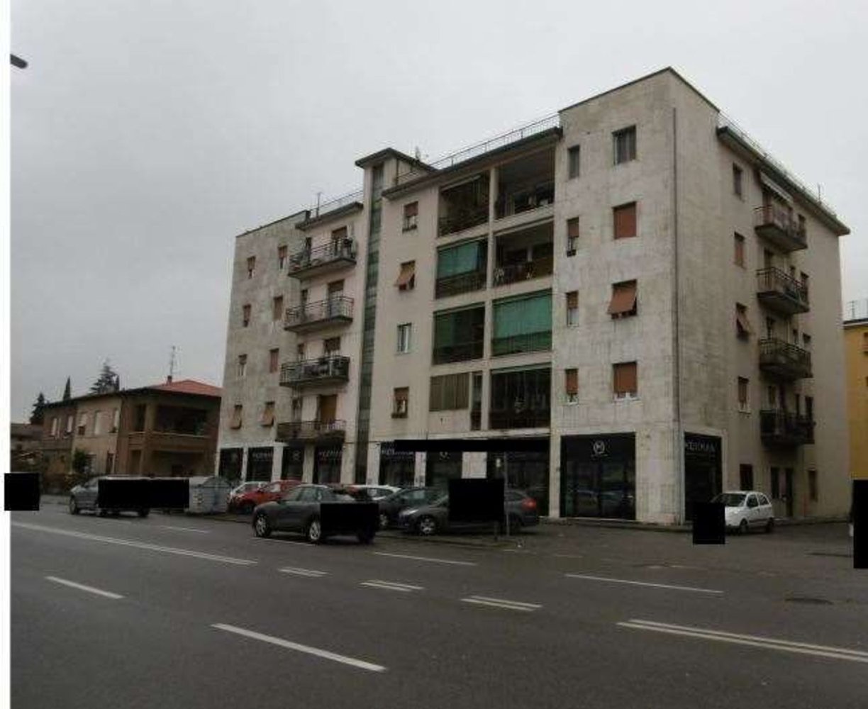 Квартира с 5 комнатами в Брешиа, Италия № 314790