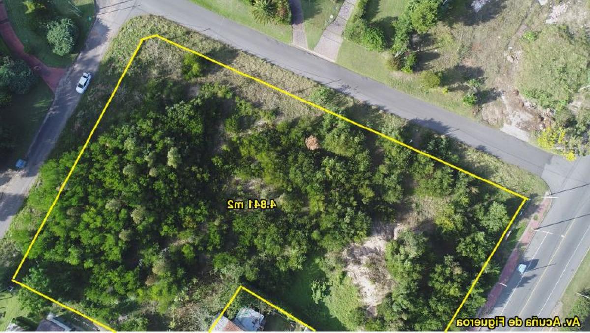  Land in Maldonado, Uruguay No. 15400